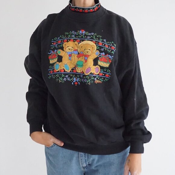 Sweaters - Vintage Morning Sun Black Teddy Bear Fruit Basket Holiday Sweatshirt Cotton L